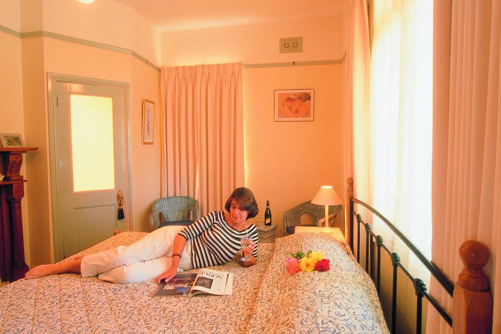 Ross B&B Accommodation الغرفة الصورة